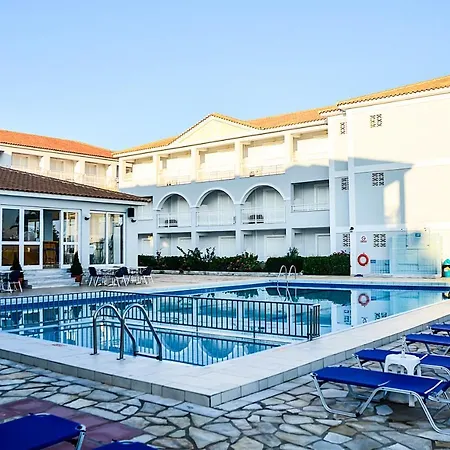 Hotel Meridien Beach 3*